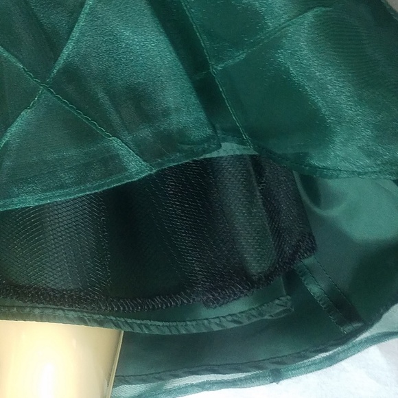 Holiday dress Rare Edition 6 months green velvet - Picture 5 of 5